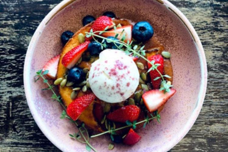 brioche with fresh fruits for breakfast